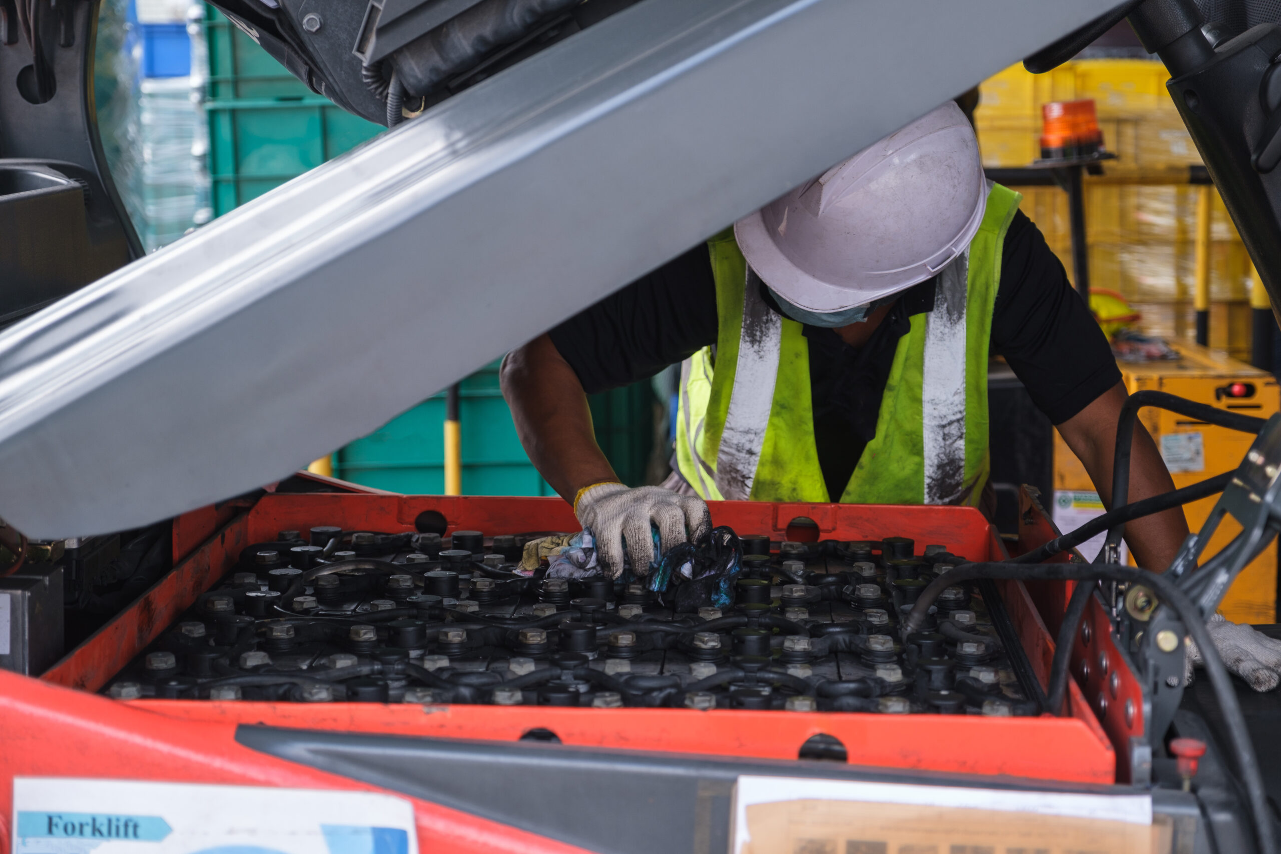 Forklift Battery and Charger Rentals | M-Pulse